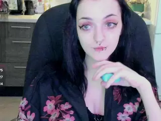 Lina's Live Sex Cam Show