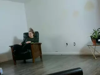 StrawBerry-ShortCakeS's Live Sex Cam Show