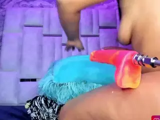 EllieMoret's Live Sex Cam Show