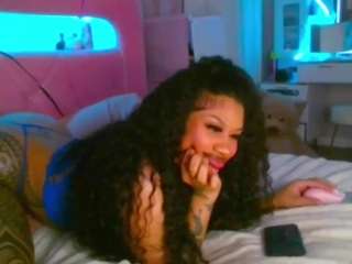 hawaiiancakes Live Webcam on CamSoda