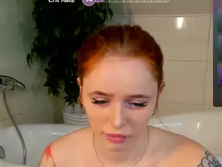 MissredFox's Live Sex Cam Show