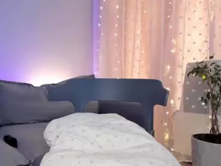 LinaStones's Live Sex Cam Show