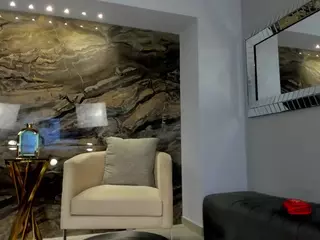 SophiePalmerx's Live Sex Cam Show