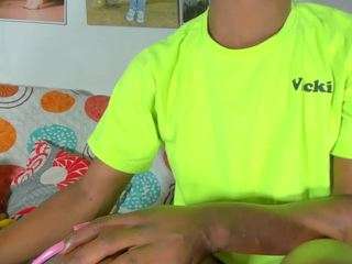vicky-hot Live Webcam on CamSoda