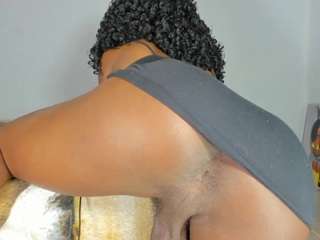 vicky-hot live cam profile