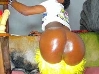 vicky-hot
