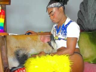 vicky-hot