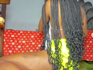 vicky-hot