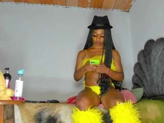 vicky-hot