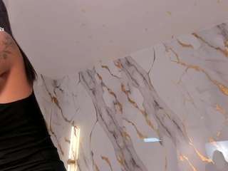 mararicci Live Webcam on CamSoda