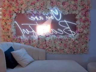mararicci Live Webcam on CamSoda