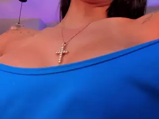 MaraRicci's Live Sex Cam Show