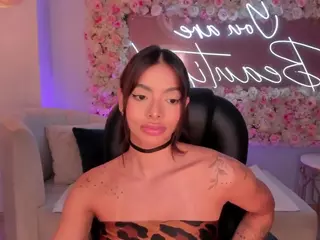 MaraRicci's Live Sex Cam Show