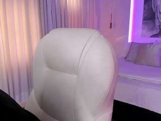 nathalie-rivers Live Webcam on CamSoda