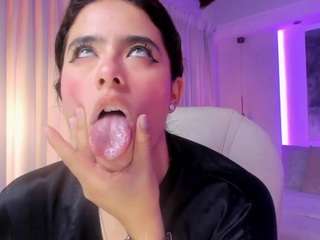 nathalie-rivers Live Webcam on CamSoda