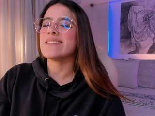 nathalie-rivers Live Webcam on CamSoda