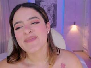 nathalie-rivers Live Webcam on CamSoda