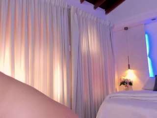 nathalie-rivers live webcam show