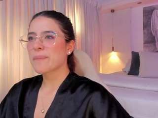Nathalie Rivers live cam preview