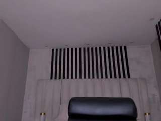 sunnyrivers live cam profile