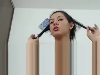 Queensquiirt1's Live Sex Cam Show