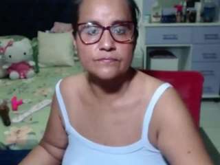 samy-mature Live Webcam on CamSoda