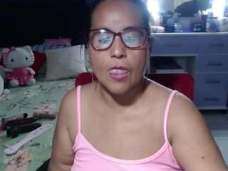 samy-mature Live Webcam on CamSoda