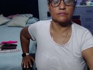 samy-mature