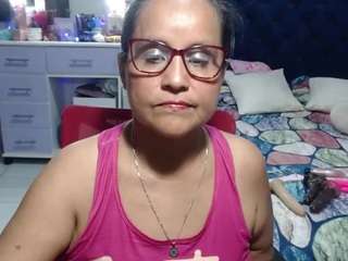 samy-mature