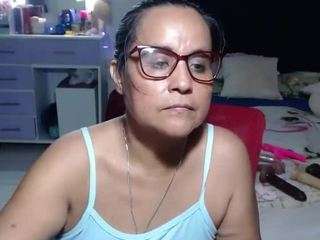 samy-mature