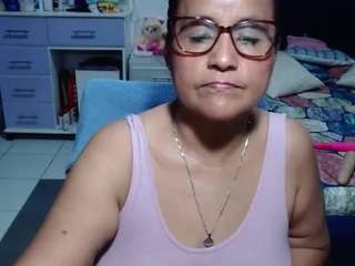 samy-mature