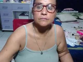 samy-mature