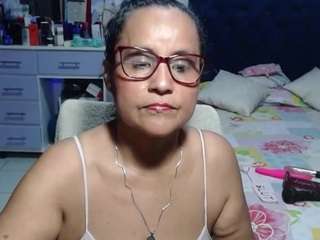 samy-mature