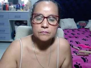 samy-mature