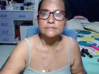 samy-mature