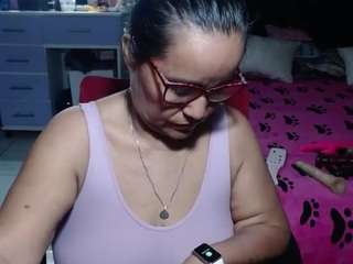 samy-mature