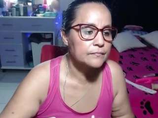 samy-mature