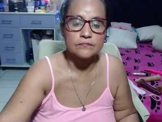 samy-mature