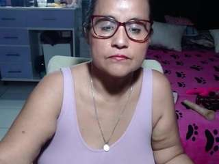 samy-mature