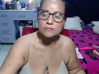 samy-mature