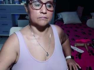 samy-mature