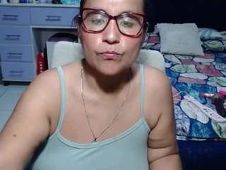 samy-mature