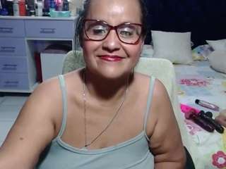 samy-mature