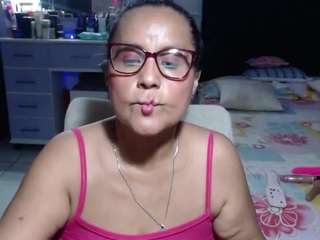 samy-mature