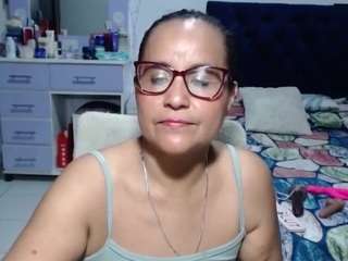 samy-mature live webcam show