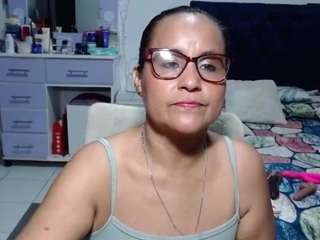 samy-mature live webcam show