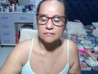 samy-mature