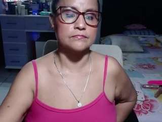 Samy-mature live webcam show