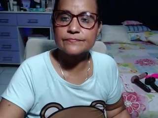 Samy-mature live webcam show