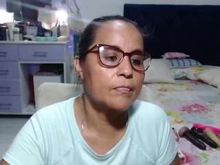 Samy-mature live webcam show